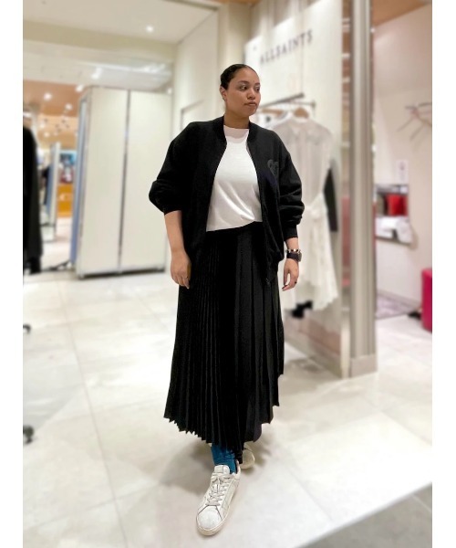 ALLSAINTS(オールセインツ)の「POSTER BELLE JERSEY BOMBER | POSTER ベル ジャージー ボンバー(MA-1・レディース・ブラック・S/M/XS)」の9枚目の写真