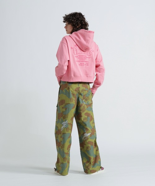 AVIREX(アヴィレックス)の「《直営店限定》GRAFFITI EMBROIDERY PARKA/グラフィティ刺繍パーカー(パーカー・レディース・ブラック/グレー/ピンク・F)」の7枚目の写真