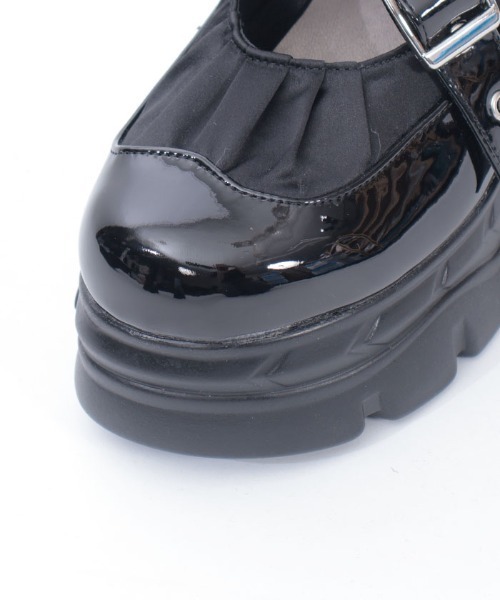 axes femme POETIQUE（アクシーズファムポエティック）の「ベルトデザイン厚底シューズ（パンプス・レディース・グレー/ブラック・LARGE/MEDIUM）」の10枚目の写真