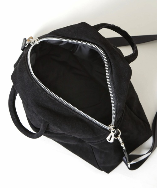 ITTI（イッチ）の「ITTI/別注 ANNIE MADISON BAG / suede（ハンドバッグ・メンズ・ブラック/ブラウン・FREE）」の5枚目の写真