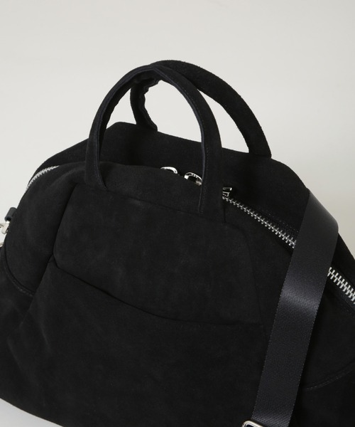 ITTI（イッチ）の「ITTI/別注 ANNIE MADISON BAG / suede（ハンドバッグ・メンズ・ブラック/ブラウン・FREE）」の6枚目の写真