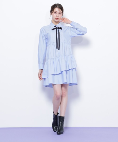 JILL by JILL STUART（ジルバイジルスチュアート）の「◇ティアードミニシャツワンピース（ワンピース・レディース・ブルー/ホワイト/ネイビー・FREE）」の15枚目の写真