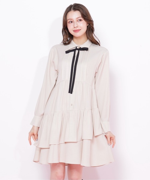 JILL by JILL STUART（ジルバイジルスチュアート）の「◇ティアードミニシャツワンピース（ワンピース・レディース・ブルー/ホワイト/ネイビー・FREE）」の8枚目の写真