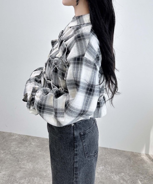 INGNI（イング）の「【WEB限定】チェックフリルシャツ（シャツ/ブラウス・レディース・ワイン系8/ブラック系/ホワイト系その他7・M）」の13枚目の写真