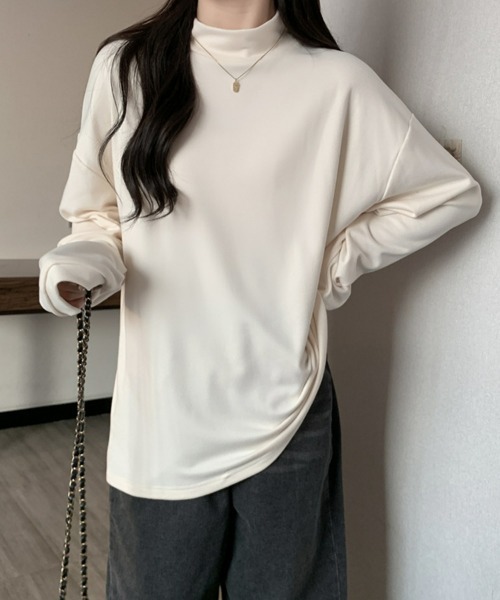 SEU(エスイーユー)の「カットソー モックネック 長袖プルオーバー フリース起毛で暖かい!プチハイネックTシャツ 起毛レディース長袖トップス オフィスカジュアル きれいめカジュアル(Tシャツ/カットソー・レディース・アイボリー/ブラック/ホワイト/ブラウン/チャコール・フリー)」の19枚目の写真