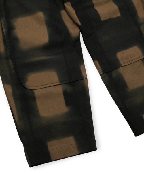ohta(オータ)の「【ohta】 shibori pants(その他パンツ・メンズ・ブラウン・1)」の3枚目の写真