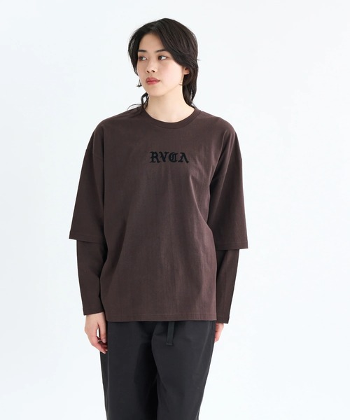 RVCA(ルーカ)の「RVCA レディース LAYERD LS TEE ロンT 【2025年秋冬モデル】/ルーカレイヤードデザインロゴ長袖ロンT(Tシャツ/カットソー・レディース・ホワイト/ブラック/ブラウン系その他・SMALL/MEDIUM)」の3枚目の写真