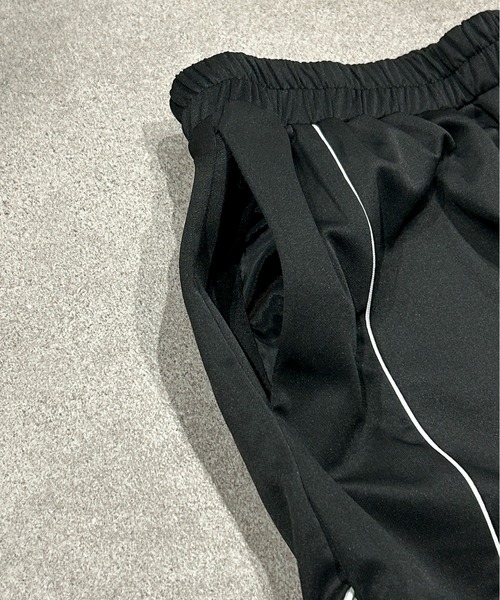 link lot(リンクロット)の「【2点セット】パイピングライントラックジャケット&ラインパンツ セットアップ(セットアップ・メンズ・ホワイト/ブラック・M)」の12枚目の写真