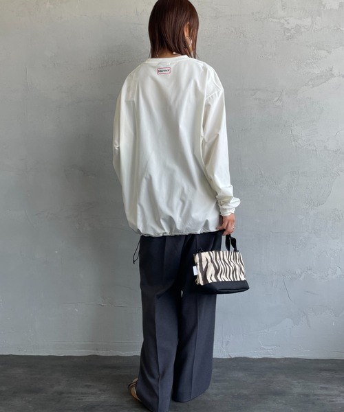 MARMOT（マーモット）の「[Marmot/マーモット] 別注 ドローコード付き ワンポイントロゴポケット ロングスリーブTシャツ（Tシャツ/カットソー・レディース・ブラック/ホワイト・S/M/L/XL）」の16枚目の写真