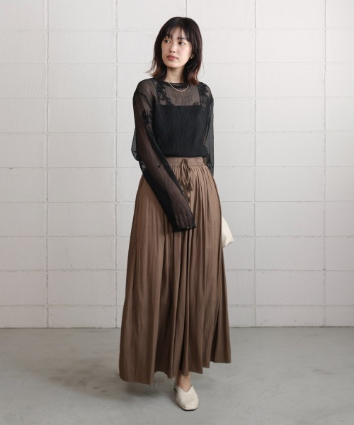 Bou Jeloud(ブージュルード)の「刺しゅうプルオーバー(その他トップス・レディース・ブラック/オフホワイト・FREE)」の17枚目の写真