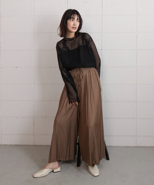 Bou Jeloud(ブージュルード)の「刺しゅうプルオーバー(その他トップス・レディース・ブラック/オフホワイト・FREE)」の18枚目の写真