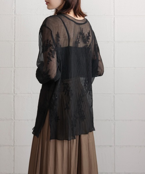 Bou Jeloud(ブージュルード)の「刺しゅうプルオーバー(その他トップス・レディース・ブラック/オフホワイト・FREE)」の21枚目の写真