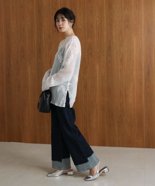 Bou Jeloud(ブージュルード)の「刺しゅうプルオーバー(その他トップス・レディース・ブラック/オフホワイト・FREE)」の4枚目の写真