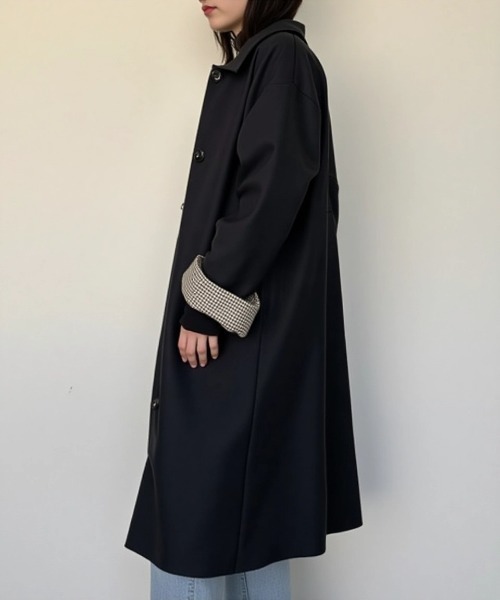 cammie(キャミー)の「裏地チェックステンカラーロングジャケット(ステンカラーコート・レディース・ベージュ/ブラック・L/M)」の7枚目の写真
