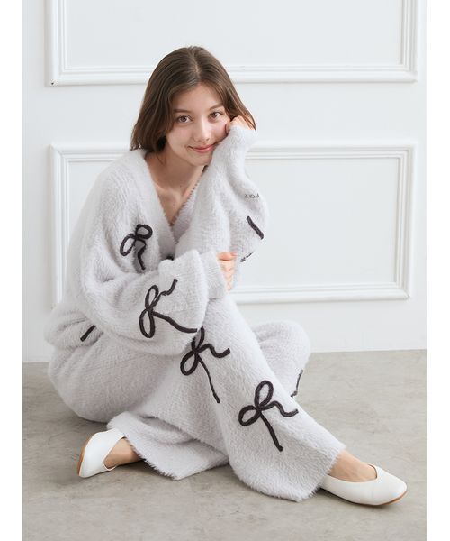 新品タグ付　リボン柄プルオーバー&ロングパンツ　上下セット　白　ジェラートピケ リボンフェザーロングパンツ（ルームウェア/パジャマ）｜gelato pique