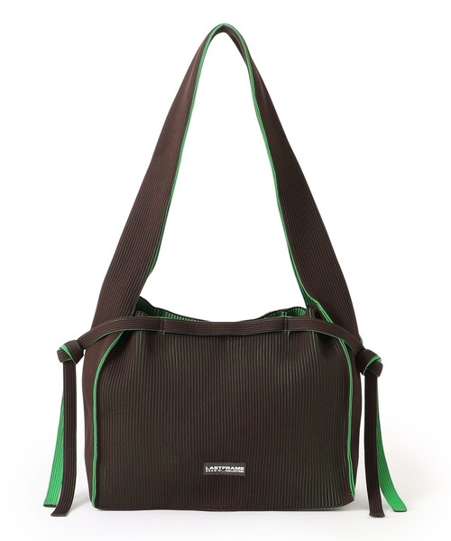 LASTFRAME(ラストフレーム)の「【LASTFRAME/ラストフレーム】トートバッグ HINEMOSU TOTE L25406(トートバッグ・レディース・ブラック/ブラウン系その他6・FREE)」の2枚目の写真