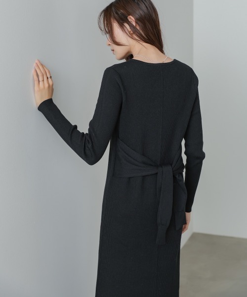 Bab（バブ）の「【選べるサイズ展開】レイヤード風ウエスト結びリブニットワンピース（ワンピース・レディース・グレー/ブラック/モカ・S/M/L）」の11枚目の写真