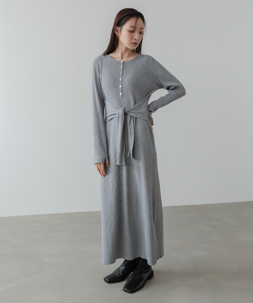 Bab（バブ）の「【選べるサイズ展開】レイヤード風ウエスト結びリブニットワンピース（ワンピース・レディース・グレー/ブラック/モカ・S/M/L）」の20枚目の写真