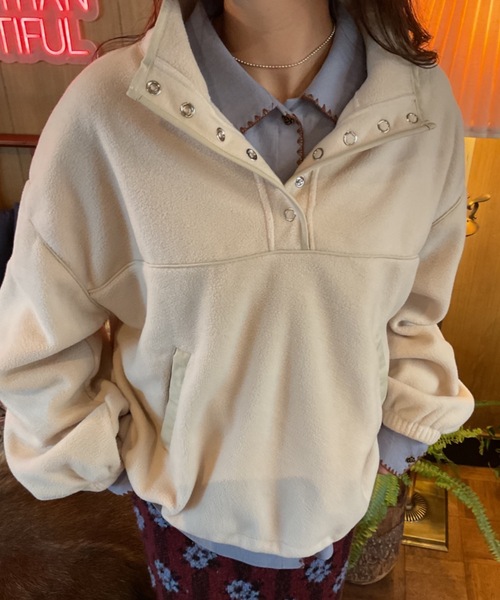 Unitage（ユニテージ）の「ハーフ釦フリーストップス（スウェット・レディース・アイボリー/ブラウン・FREE）」の6枚目の写真