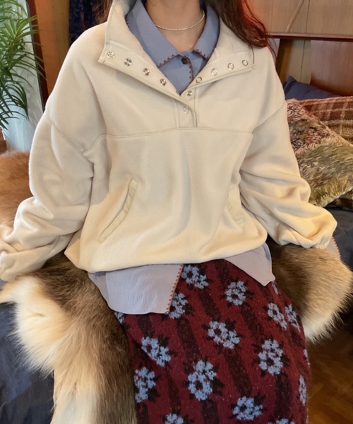 Unitage（ユニテージ）の「ハーフ釦フリーストップス（スウェット・レディース・アイボリー/ブラウン・FREE）」の3枚目の写真