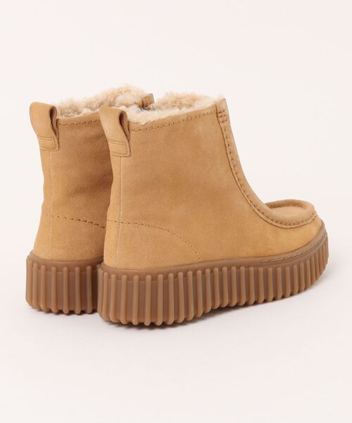 Clarks(クラークス)の「Clarks クラークス TORHILL COZY レディース ショートブーツ【あったかボアライナー】厚底(トーヒルコージー) 26182911 ライトタンウォームラインド(ブーツ・レディース・キャメル・22.5cm/23.0cm/24.0cm/24.5cm/23.5cm)」の2枚目の写真