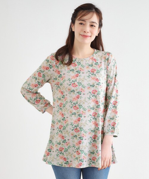 LAURA ASHLEY(ローラアシュレイ)の「【洗える/ジャージ素材/同柄アイテムあり】ロミリー柄 チュニック(チュニック・レディース・ベージュ系/ネイビー系・38/40)」の3枚目の写真