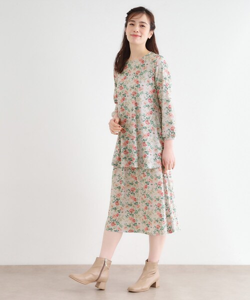 LAURA ASHLEY(ローラアシュレイ)の「【洗える/ジャージ素材/同柄アイテムあり】ロミリー柄 チュニック(チュニック・レディース・ベージュ系/ネイビー系・38/40)」の5枚目の写真