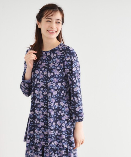 LAURA ASHLEY(ローラアシュレイ)の「【洗える/ジャージ素材/同柄アイテムあり】ロミリー柄 チュニック(チュニック・レディース・ベージュ系/ネイビー系・38/40)」の7枚目の写真