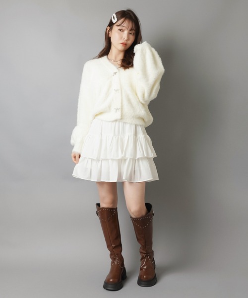 SPINNS(スピンズ)の「リボンボタンが可愛ふわふわシャギーカーディガン(カーディガン/ボレロ・レディース・ワイン/アイボリー/ブラック・ONESIZE)」の22枚目の写真