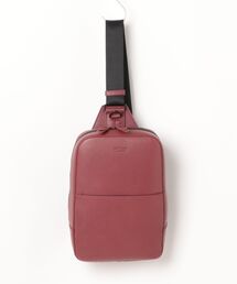 ボディバッグ/ウエストポーチ（レッド/赤色系・レザー・本革