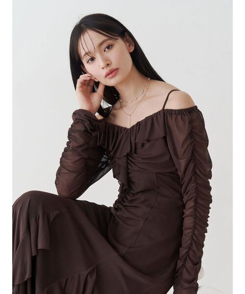 MERCURYDUO（マーキュリーデュオ）の「チュールラッフルヘムワンピース（ワンピース・レディース・ピンク/ブラウン/ブルー/アイボリー・SMALL/MEDIUM）」の3枚目の写真