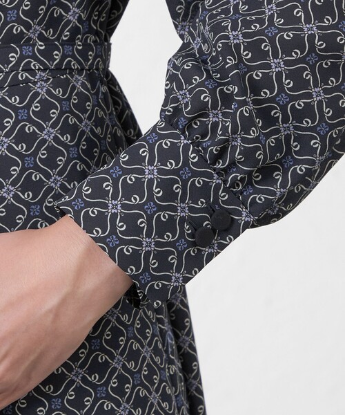 amaca(アマカ)の「【Anniversary Piece】【LIBERTY】Ribbon Medallionワンピース(ワンピース・レディース・ダークネイビー/ワイン・40/38)」の8枚目の写真