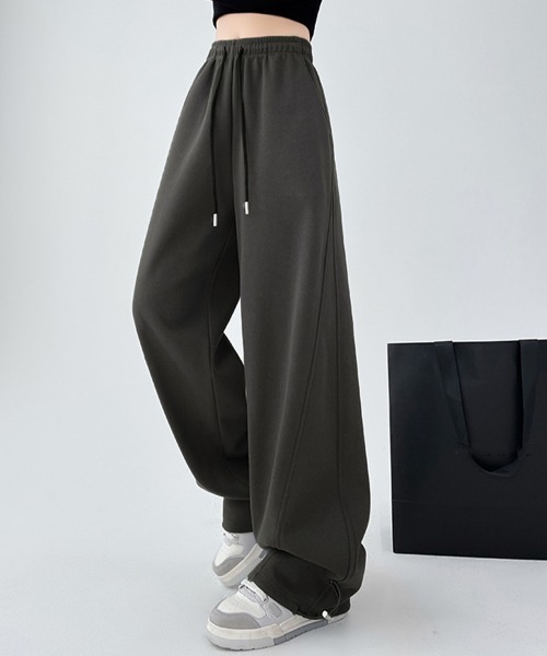 Miniministore（ミニミニストア）の「スウェットパンツ レディースワイドパンツ（スウェットパンツ・レディース・ブラック/チャコールグレー/グレー/ライトグレー/ホワイト/ベージュ・FREE）」の4枚目の写真