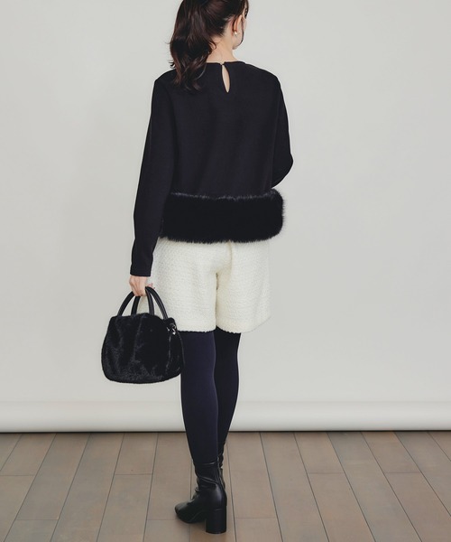 PICCIN PERLA(ピッチンペルラ)の「裾フェイクファー切り替えプルオーバー(Tシャツ/カットソー・レディース・オフホワイト/サックスブルー/ブラック・M)」の22枚目の写真