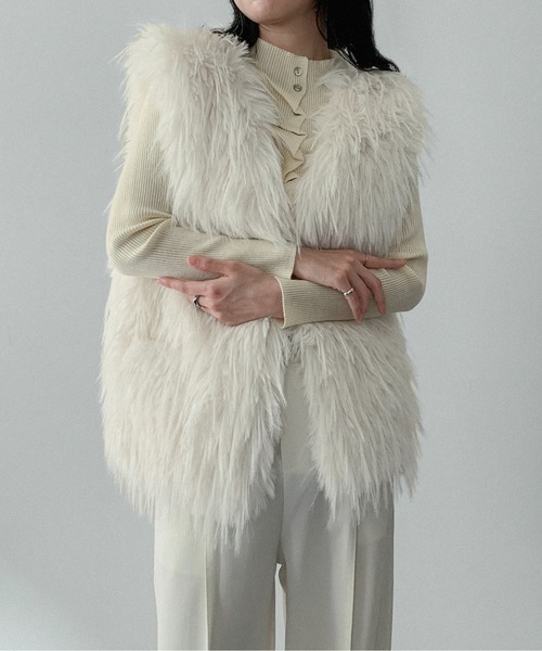 アニエスb　アイボリー フェイクファー ベスト on:nue】[着用動画あり！] エレガントロングフェイクファーベスト