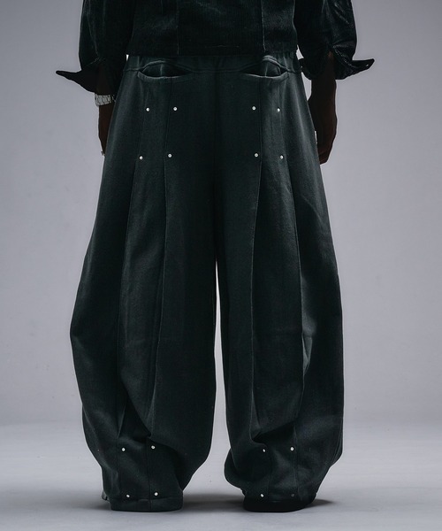 ANDER HUNK（アンダーハンク）の「Super Buggy Pleats Sweat Pants / スーパーバギープリーツスウェットパンツ（スウェットパンツ・メンズ・ブラック/カーキ・LARGE/SMALL/MEDIUM）」の8枚目の写真