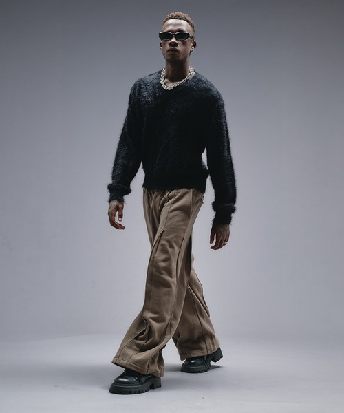 ANDER HUNK（アンダーハンク）の「Super Buggy Pleats Sweat Pants / スーパーバギープリーツスウェットパンツ（スウェットパンツ・メンズ・ブラック/カーキ・LARGE/SMALL/MEDIUM）」の4枚目の写真