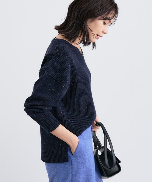 INDIVI（インディヴィ）の「【洗える】カラーネップ スリットニット（ニット/セーター・レディース・ブルー系8/ライトグレー系3/ネイビー系3・13/38/05）」の6枚目の写真
