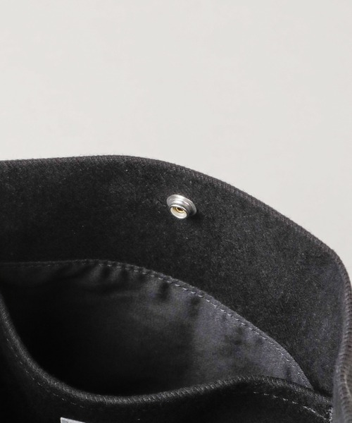 ORCIVAL(オーシバル)の「ORCIVAL/SHOULDER POUCH MEDIUM(ショルダーバッグ・レディース・グレー/ブラック・FREE)」の9枚目の写真