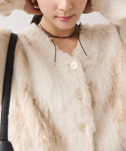 VIS（ビス）の「アート柄ジャガード起毛ニットカーディガン/イージーケア（カーディガン/ボレロ・レディース・オフホワイト/ライトグレー・FREE）」の7枚目の写真