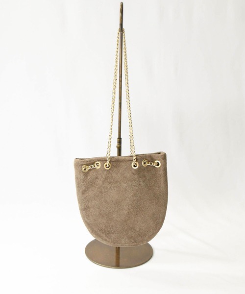 AULENTTI(オウレンティ)の「スエードチェーンミニポシェット(ショルダーバッグ・レディース・ベージュ/ブラウン・FREE)」の10枚目の写真