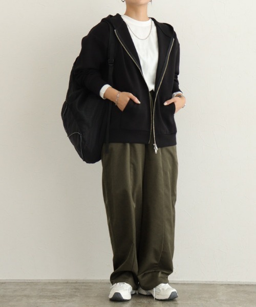 Pierrot（ピエロ）の「ギャザーツイルカーブパンツ（その他パンツ・レディース・キナリ/カーキ/ブラック・PM/TM/L/M）」の4枚目の写真