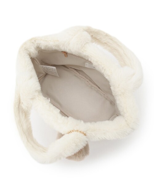 ITS'DEMO（イッツデモ）の「チャーム付きフェイクファートート（トートバッグ・レディース・グレー/ベージュ/アイボリー・00）」の17枚目の写真