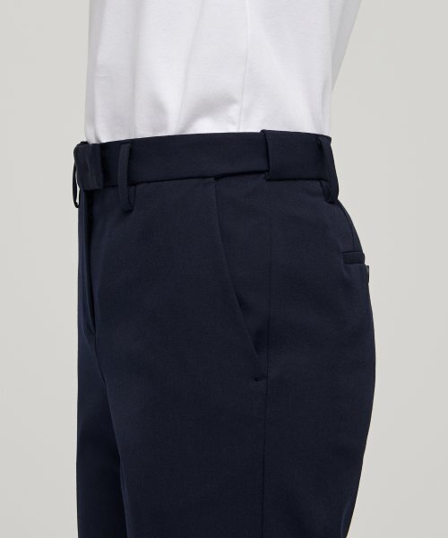 MUSINSA STANDARD WOMAN（ムシンサスタンダードウーマン）の「レディーススリムストレート隠しバンディングスラックス[ネイビー]（スラックス・レディース・その他・34/32/30/31/24/25/26/27/28/29）」の5枚目の写真