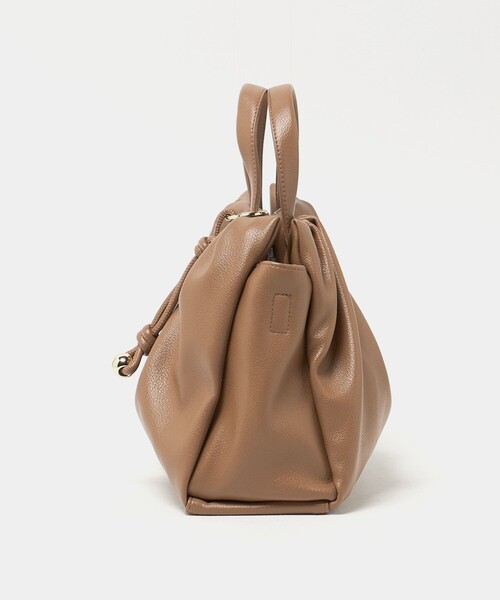 green label relaxing（グリーンレーベルリラクシング）の「タック トートバッグ（トートバッグ・レディース・オフホワイト/ブラウン系/ブラック・FREE）」の10枚目の写真