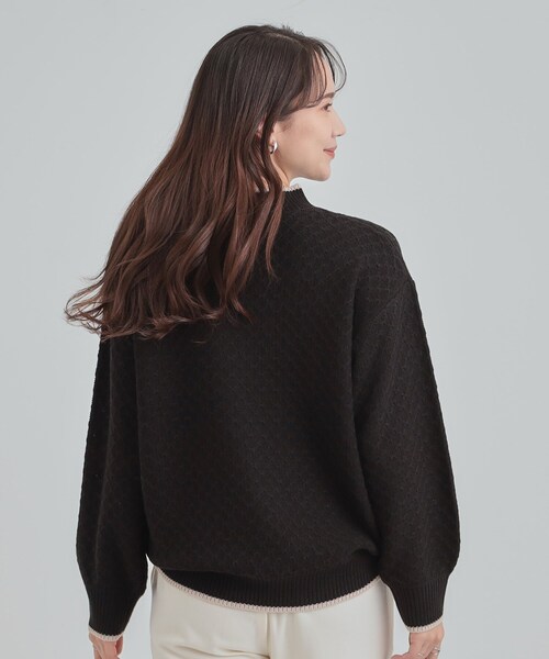 DRESKIP(ドレスキップ)の「【洗濯機可/毛玉レス】配色がアクセント ダイヤ柄ゆるニット(ニット/セーター・レディース・サンドベージュ/ブルー系その他/ダークブラウン/ワインレッド/ブラック・01/02/03/04)」の9枚目の写真