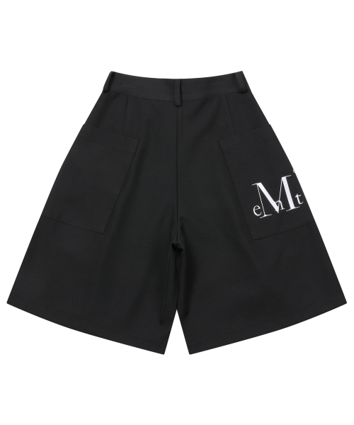 MUCENT(ムセント)の「モダントストライプ配色ワイドピンタックハーフパンツ(その他パンツ・レディース・ブラック・FREE)」の4枚目の写真