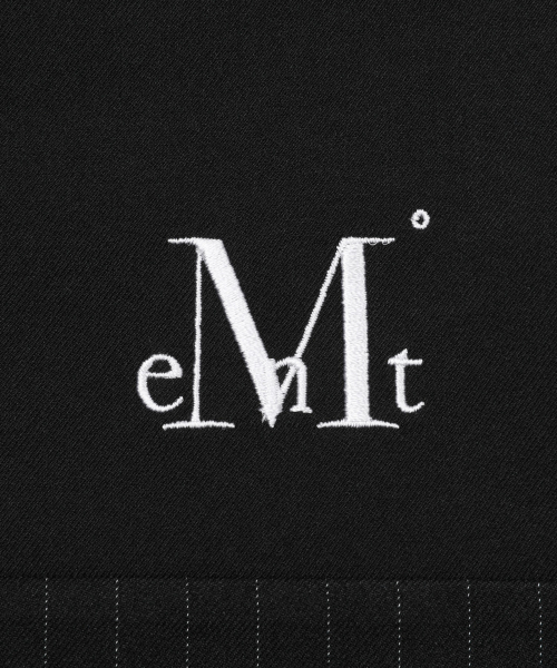 MUCENT(ムセント)の「モダントストライプ配色ワイドピンタックハーフパンツ(その他パンツ・レディース・ブラック・FREE)」の6枚目の写真