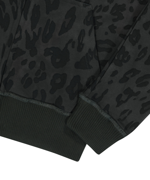 AAKAM(アーカム)の「Leopard Logo Track Jacket (Black)(ナイロンジャケット・レディース・その他・1/2)」の11枚目の写真