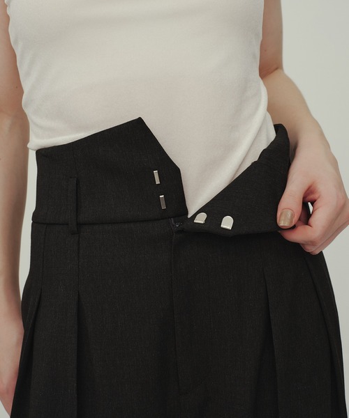 CITY TOKYO（シティトウキョウ）の「High Waist Trousers/ハイウエストトラウザー/ワイドパンツ（その他パンツ・レディース・チャコールグレー/ブラック・1/2）」の13枚目の写真